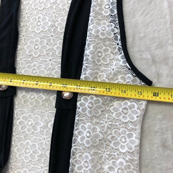 Family Ivory Floral Lace Maxi Beach Cover Up Size XL (fits small) - Picture 6 of 8